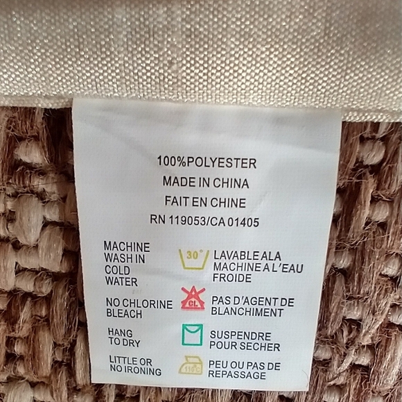 Table Runner NWOT - Picture 11 of 11